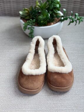 UGG Chestnut Brown Suede Shearling-Lined Slip-On Flats